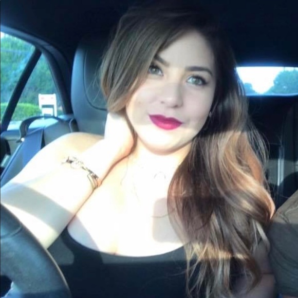 Hi, i’m Gabriela! - Picture 4 of 5